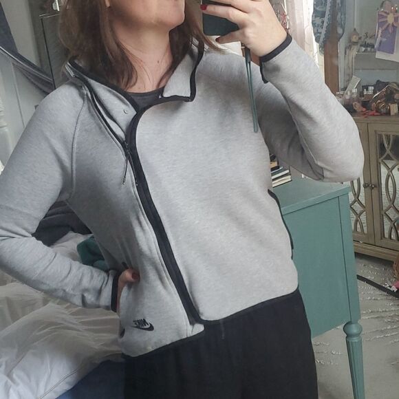 Nike Grey Hoodie - Picture 1 of 11